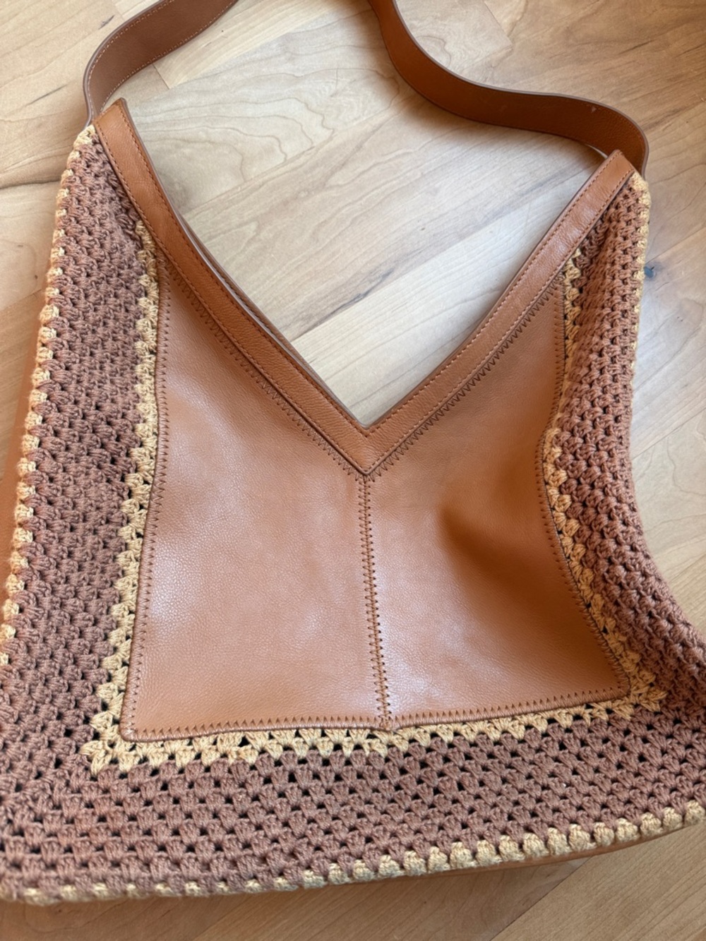 Daisy HOBO shoulder bag in Camel - Picture 9 of 12